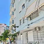 Violet Sea View アパート Sarandë