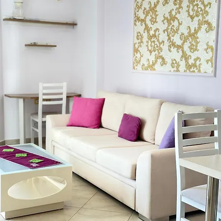 Violet Sea View Apartment