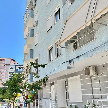 Violet Sea View Апартаменты Саранда